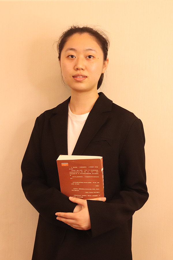 扶风梁艺 本科学历，优秀班主任